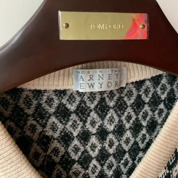 Women's Barneys New York stretchy Wool Blend vneck sweater sz S - Picture 3 of 7